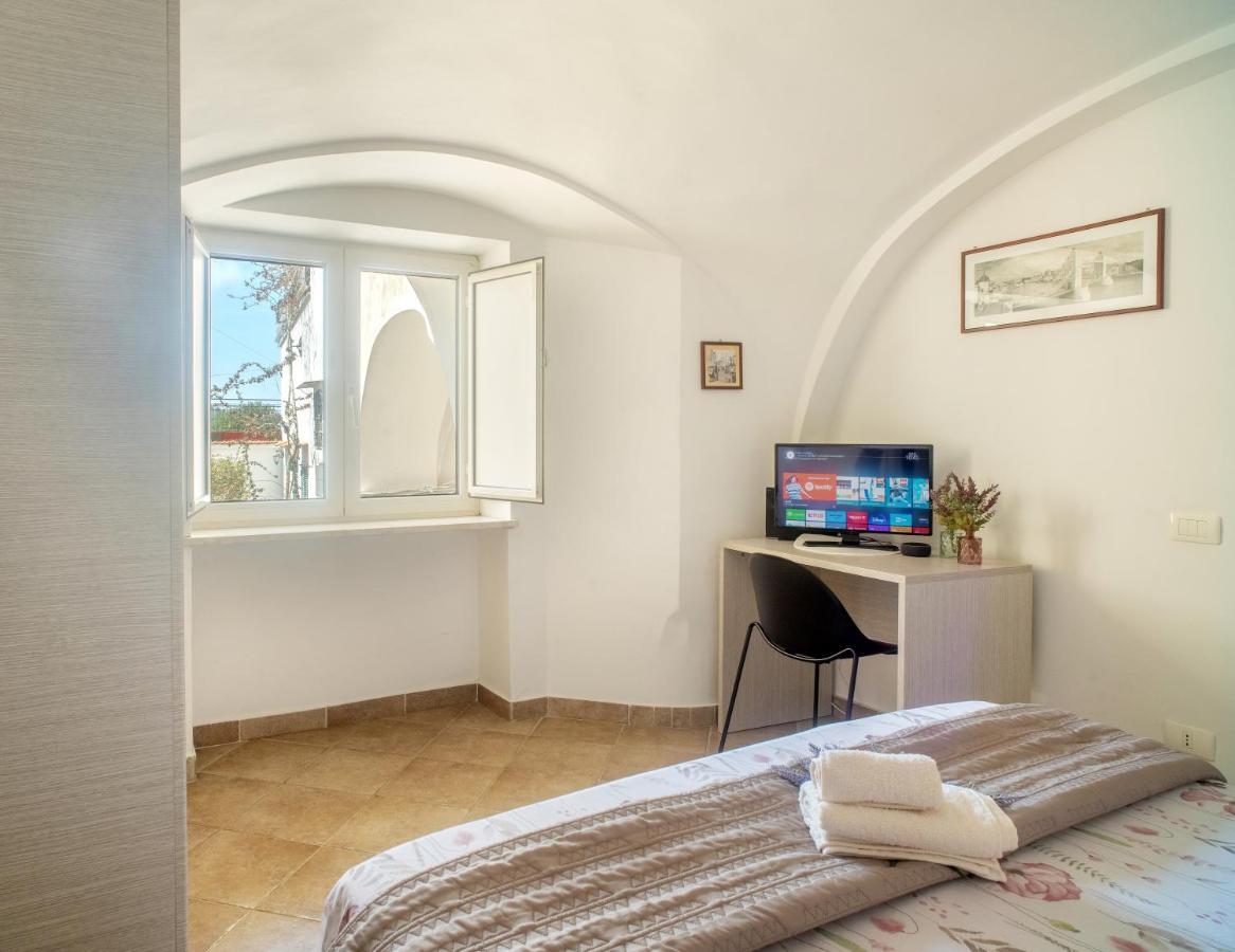 Casa Isetta & La Casetta Degli Dei Масса-Лубренсе Экстерьер фото